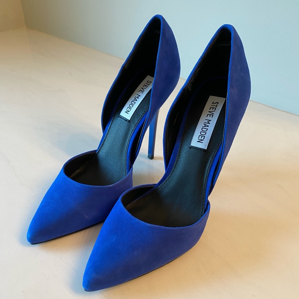 Steve Madden Royal Blue Varsityy Suede Heel